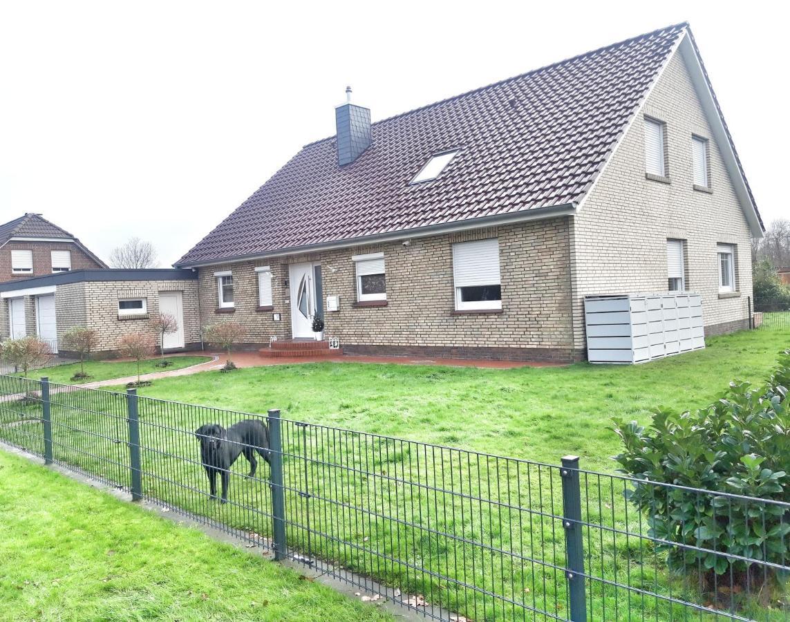 Nordsee Anker Unsere Moderne 87 Qm Ferienwohnung Mit Zwei Schlafzimmer In Norden Ortsteil Ostermarsch Esterno foto